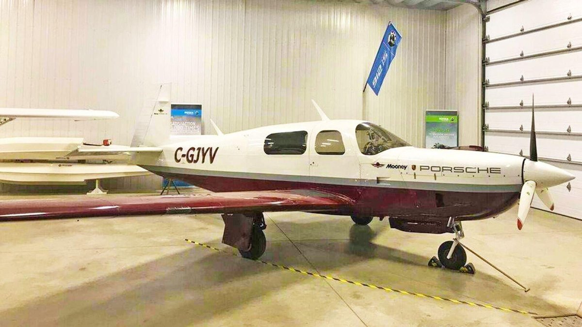 Mooney m20