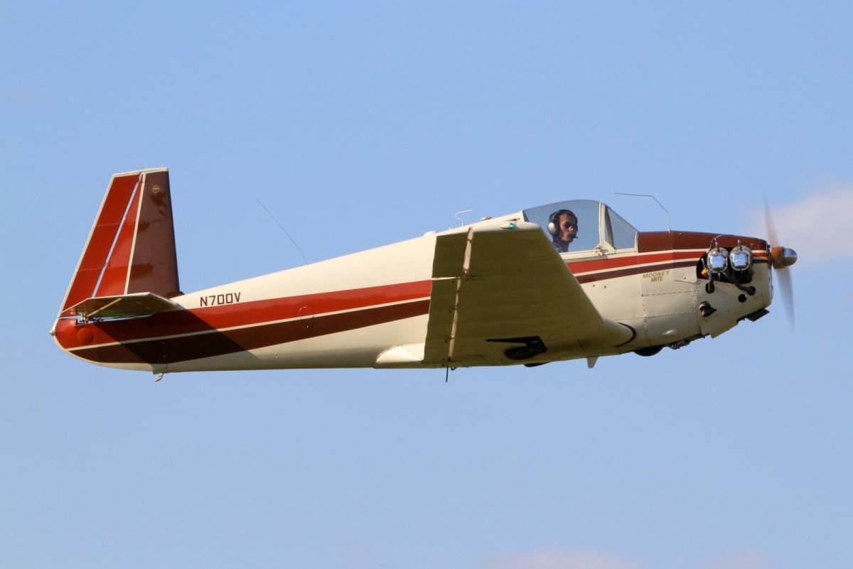 Mooney m-18 Mite