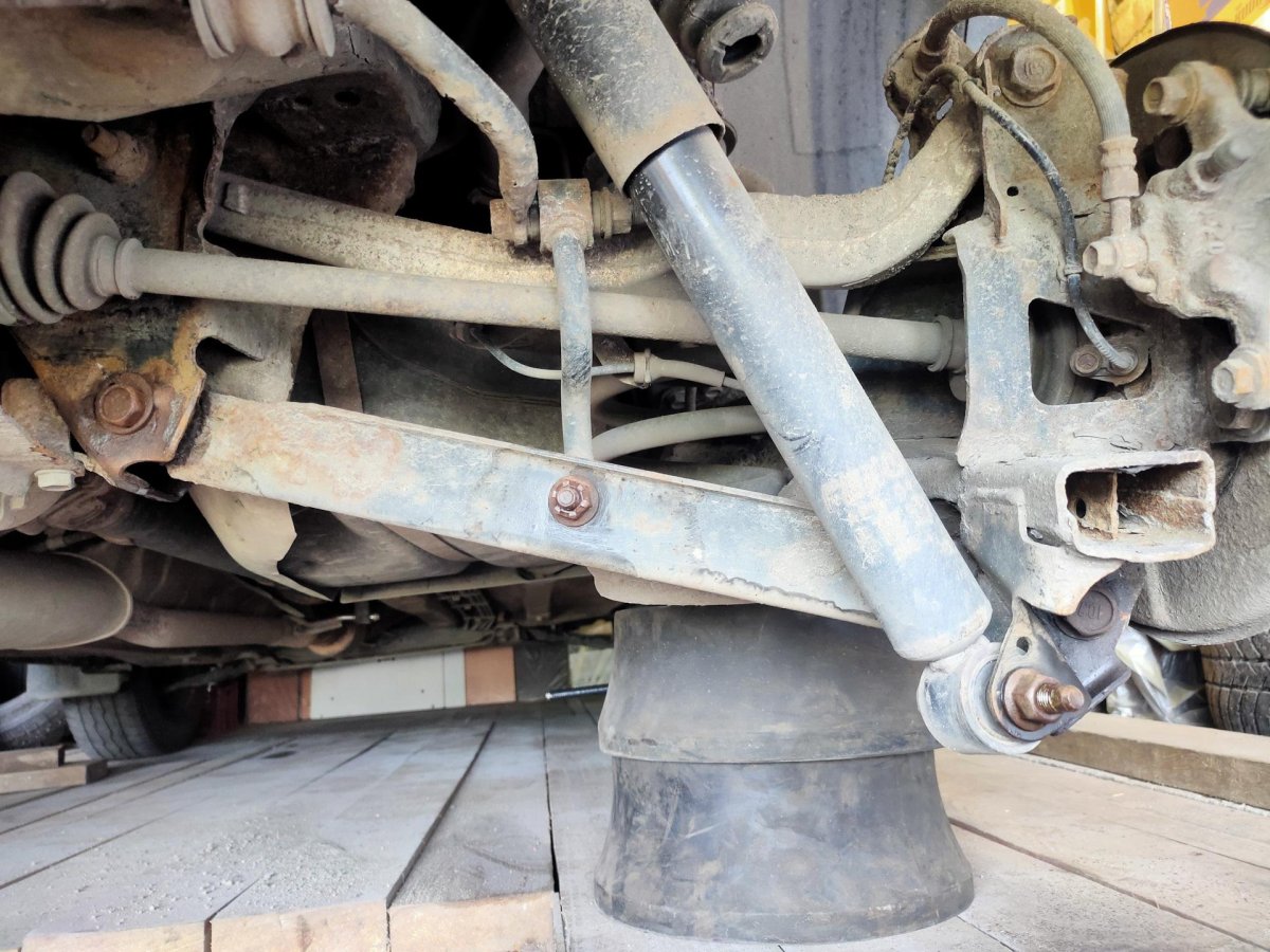 Задний продольный рычаг Ниссан х-Трейл т31