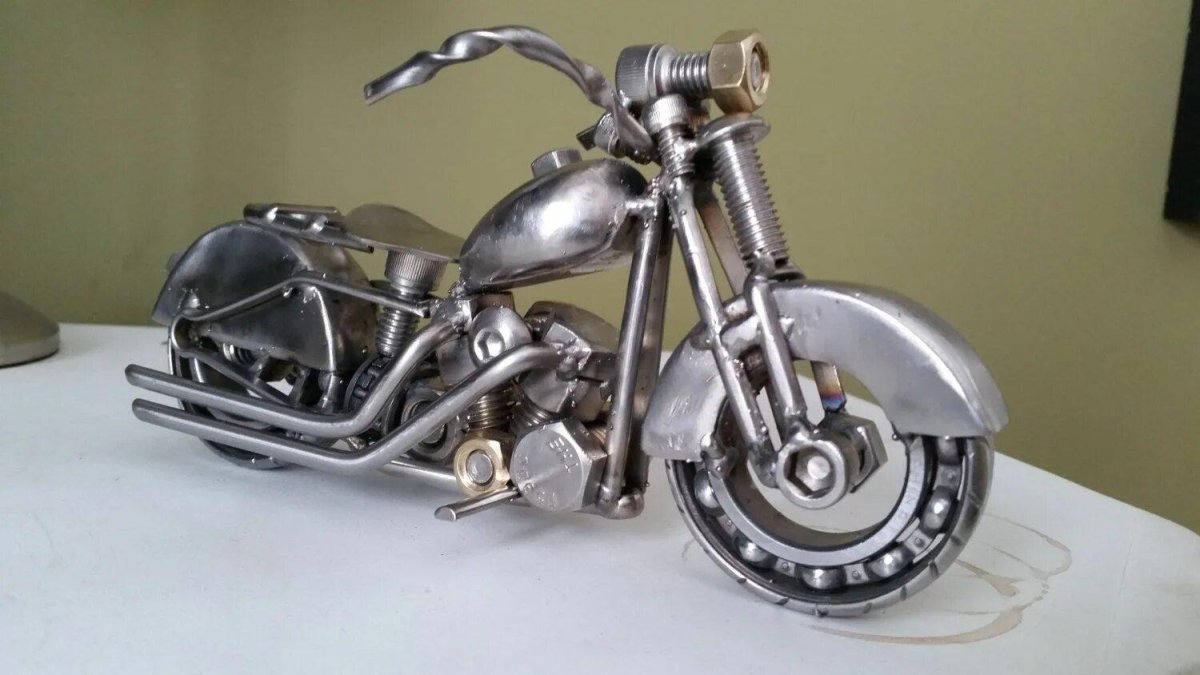 Мотоцикл из металлолома