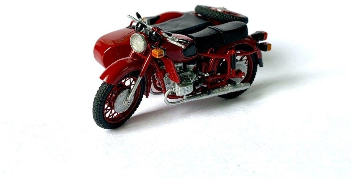 Мотоцикл МТ 10 Днепр масштабная модель