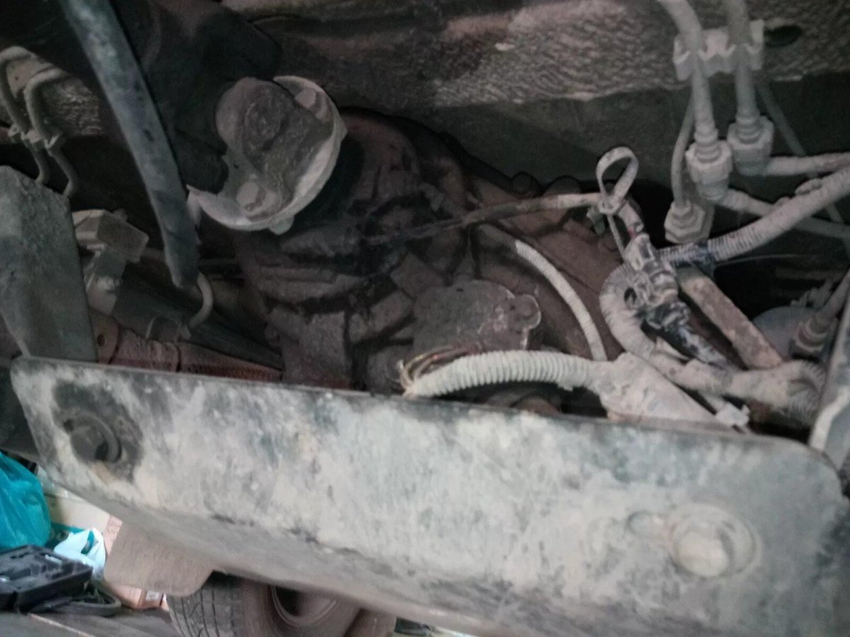 Датчик включения переднего моста УАЗ Патриот