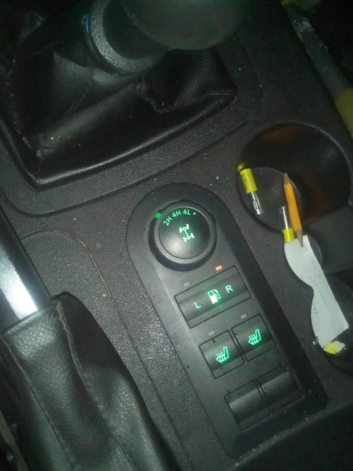 Блок включения полного привода УАЗ Патриот