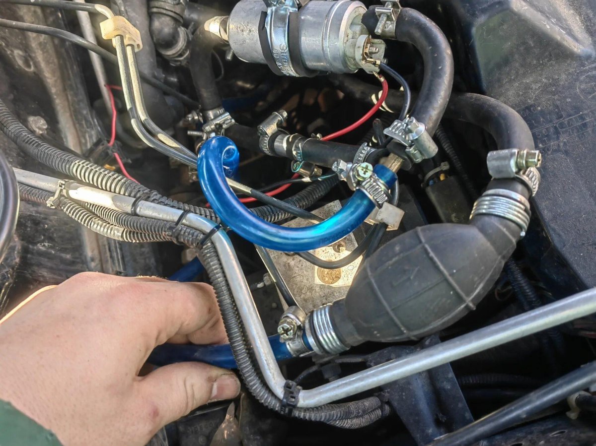 Лягушка топливная не качает в чем проблема картинки