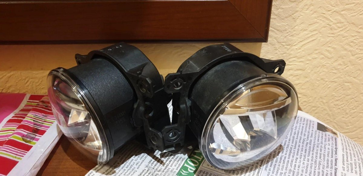 Противотуманная фара Koito 114-87377