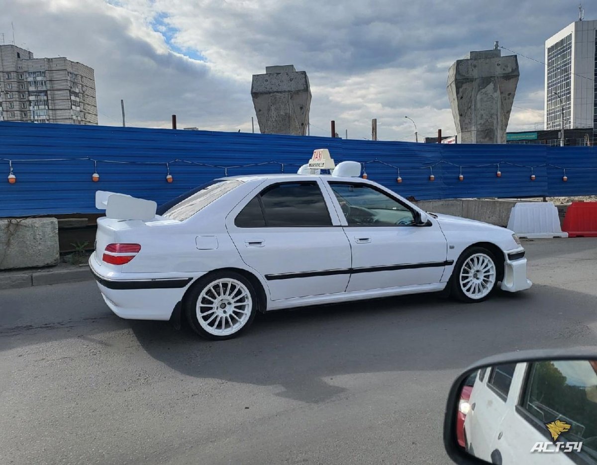 Пежо 406 такси Марсель