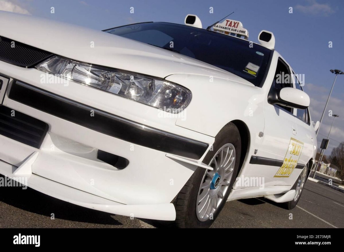 Пежо 406 такси Марсель