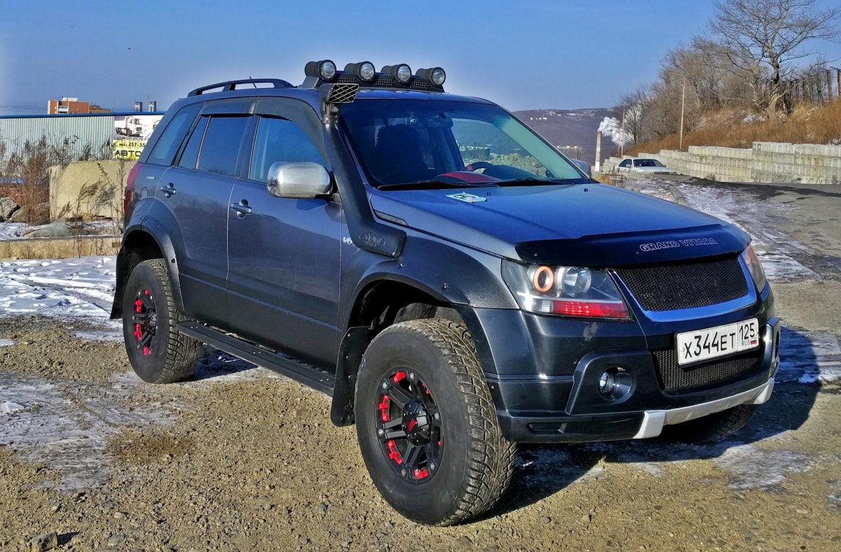 Suzuki Grand Vitara 2007 off Road Tuning