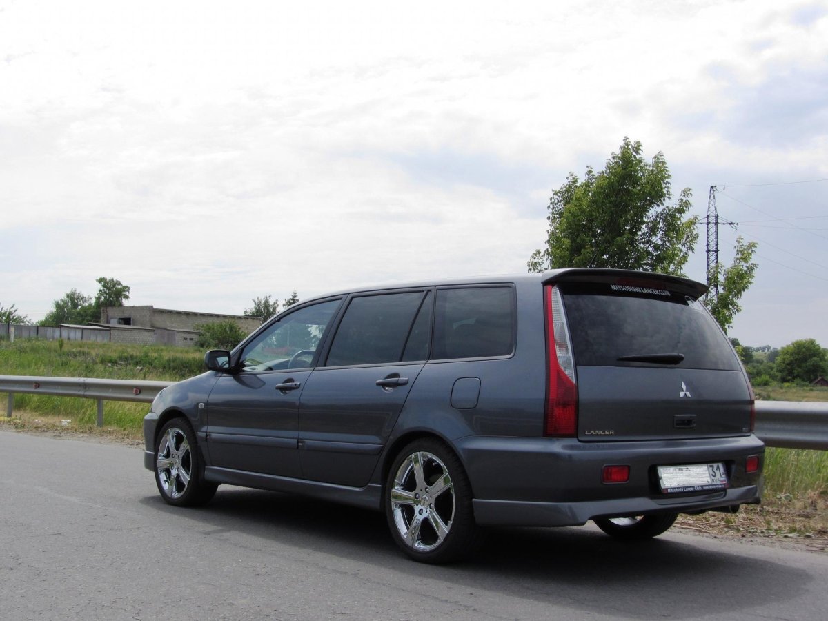 Mitsubishi Lancer 9 универсал