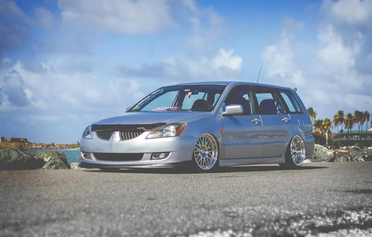 Mitsubishi Lancer 9 универсал стенс