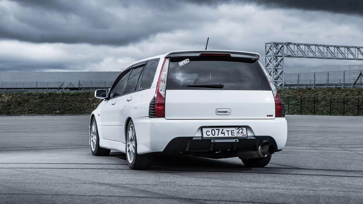 Mitsubishi Evolution 9 Wagon