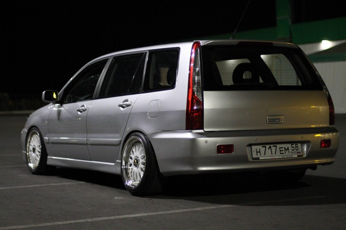 Lancer 9 Wagon