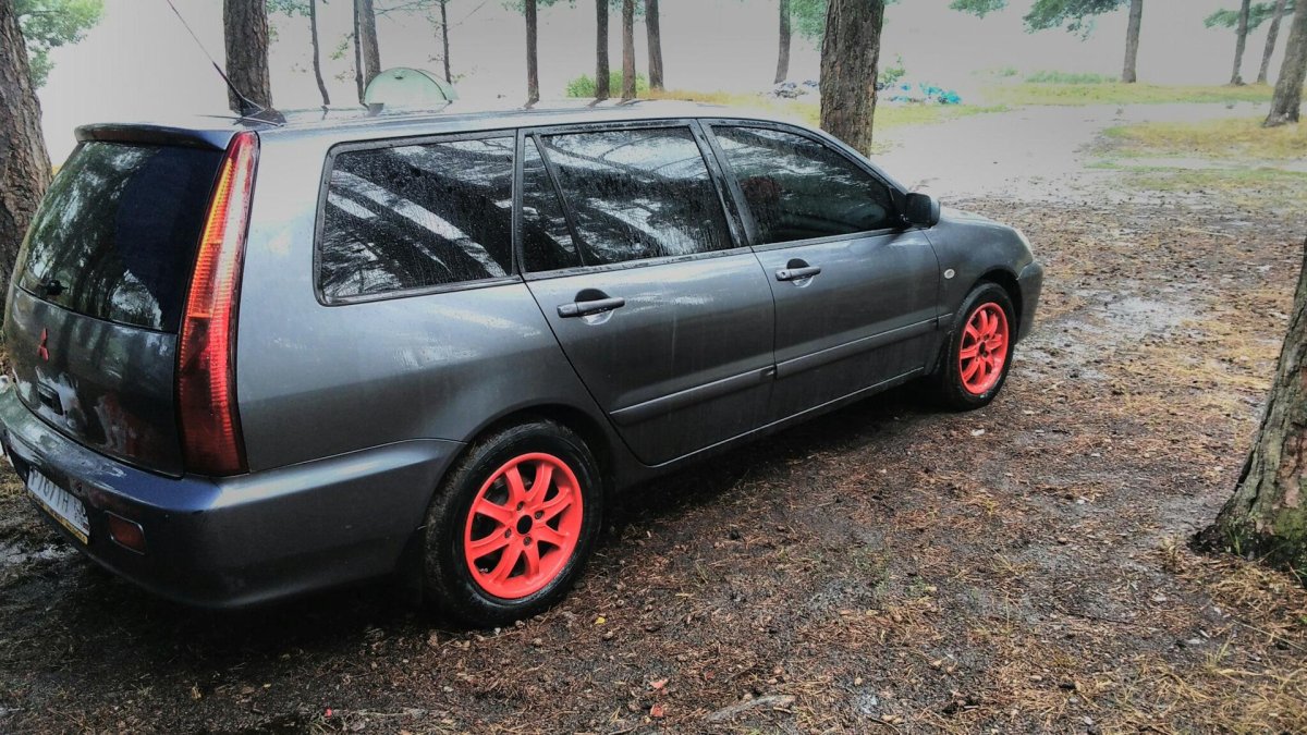 Lancer 9 универсал