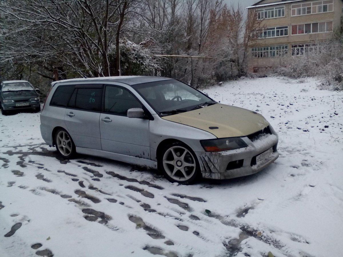 Ланцер 9 универсал