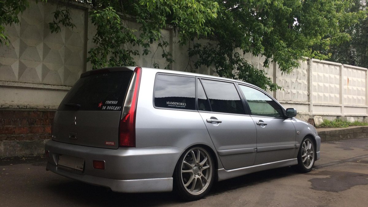 Lancer 9 Wagon drive2