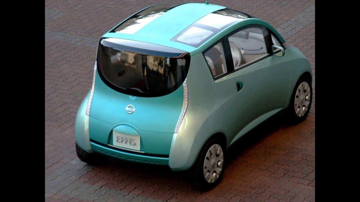 Nissan Effis Concept 2003