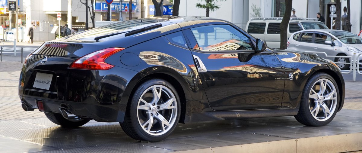 Nissan 340z