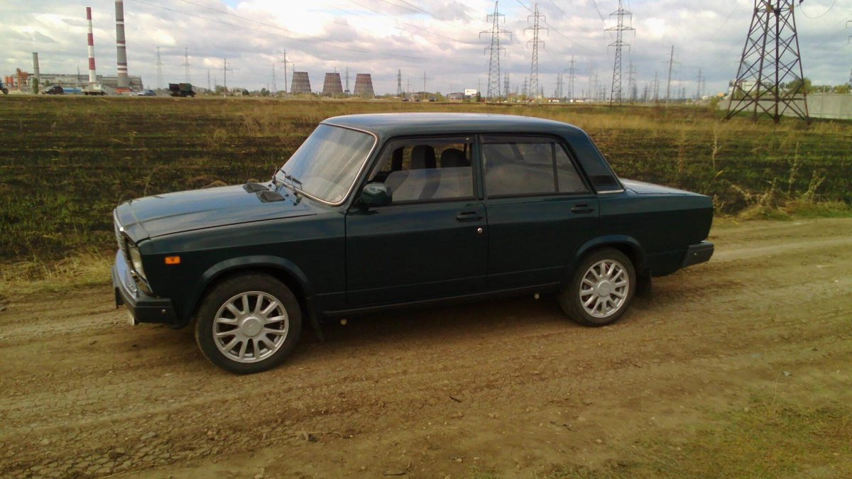 ВАЗ 2107 р15