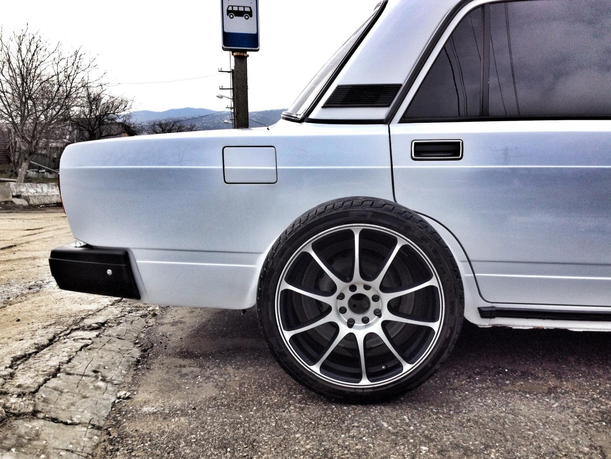 ВАЗ 2107 r18