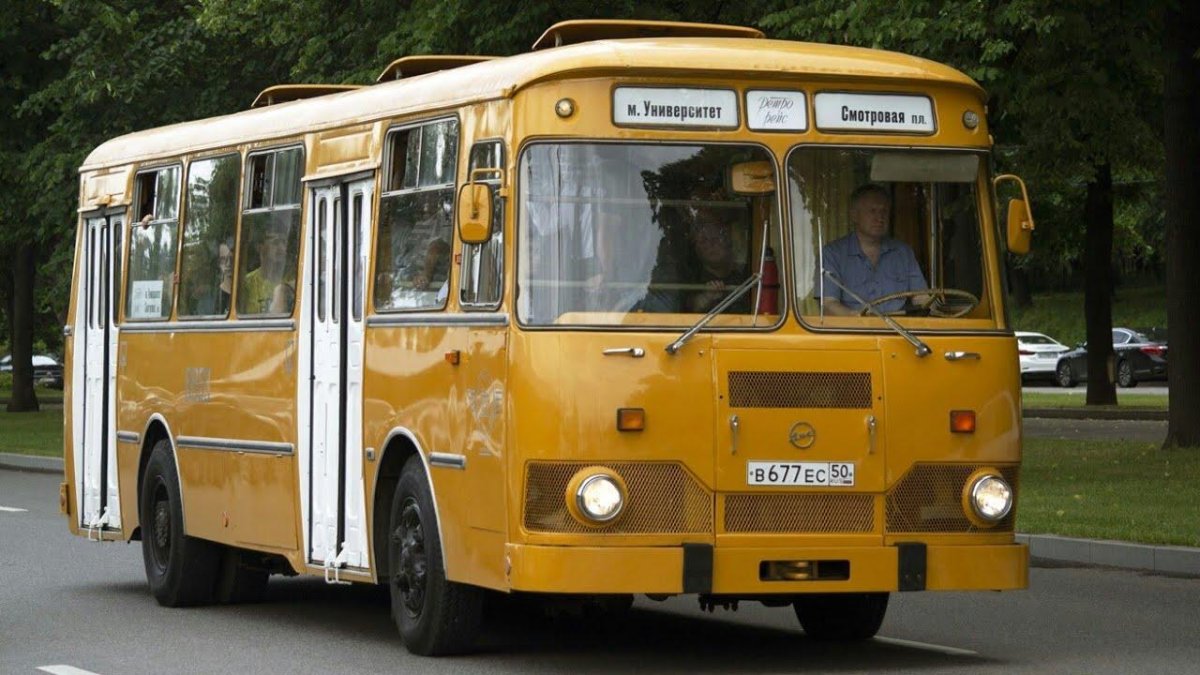 ЛИАЗ 677м