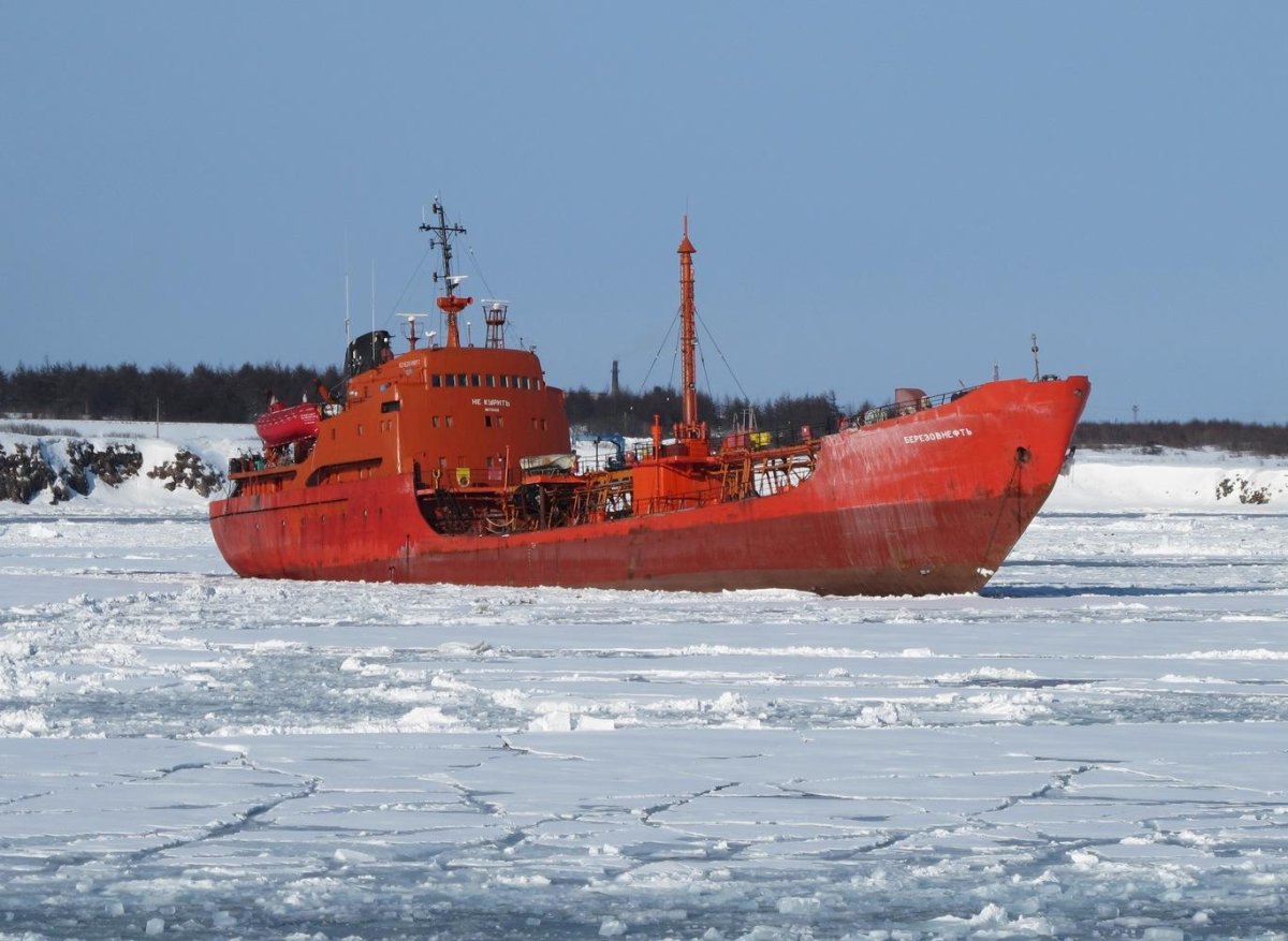 Танкер Новик Владивосток