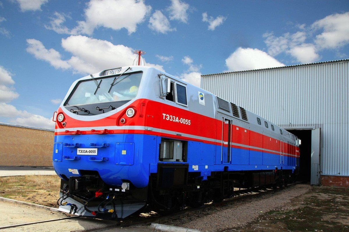 Тепловоз General Electric тэ33а