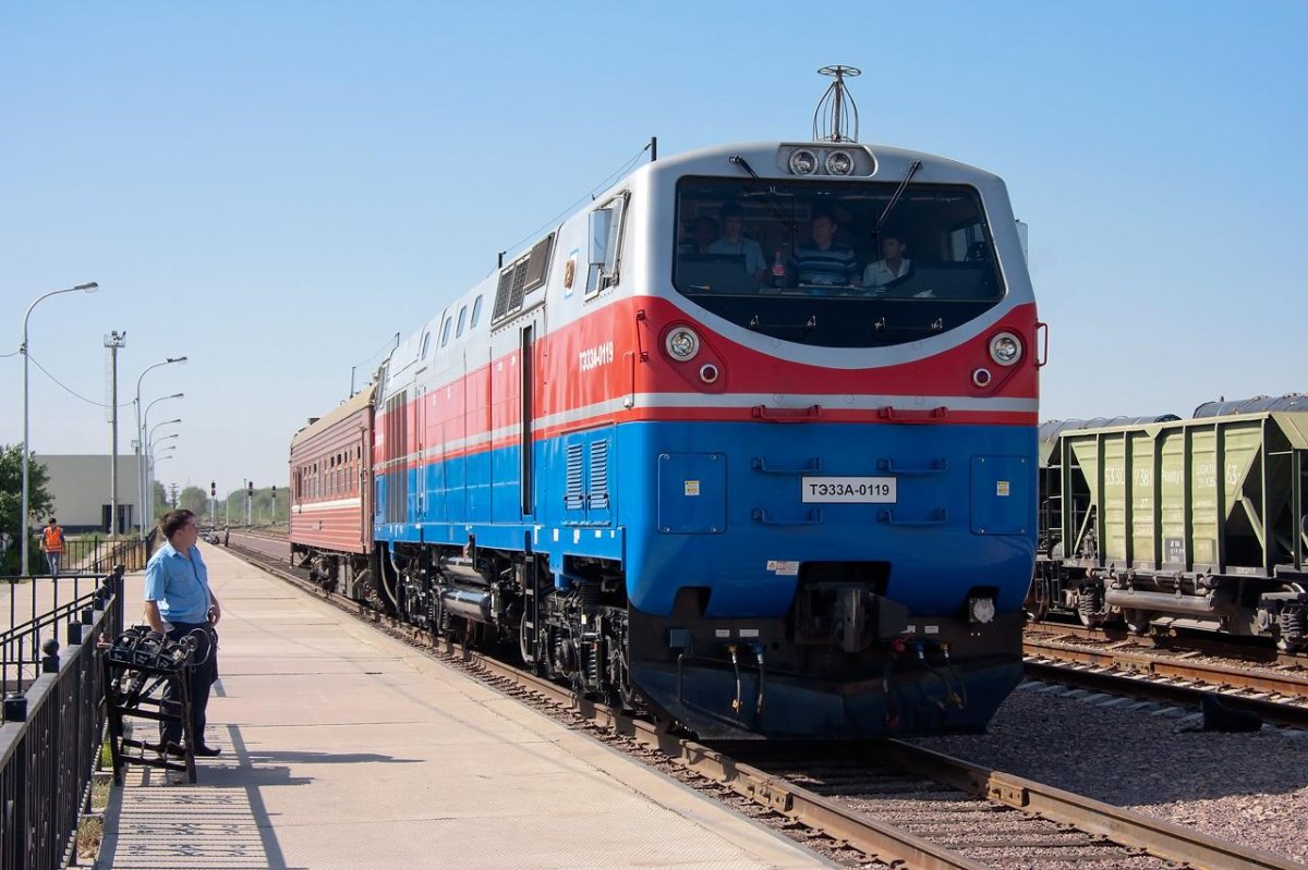 Тэ33а тепловоз