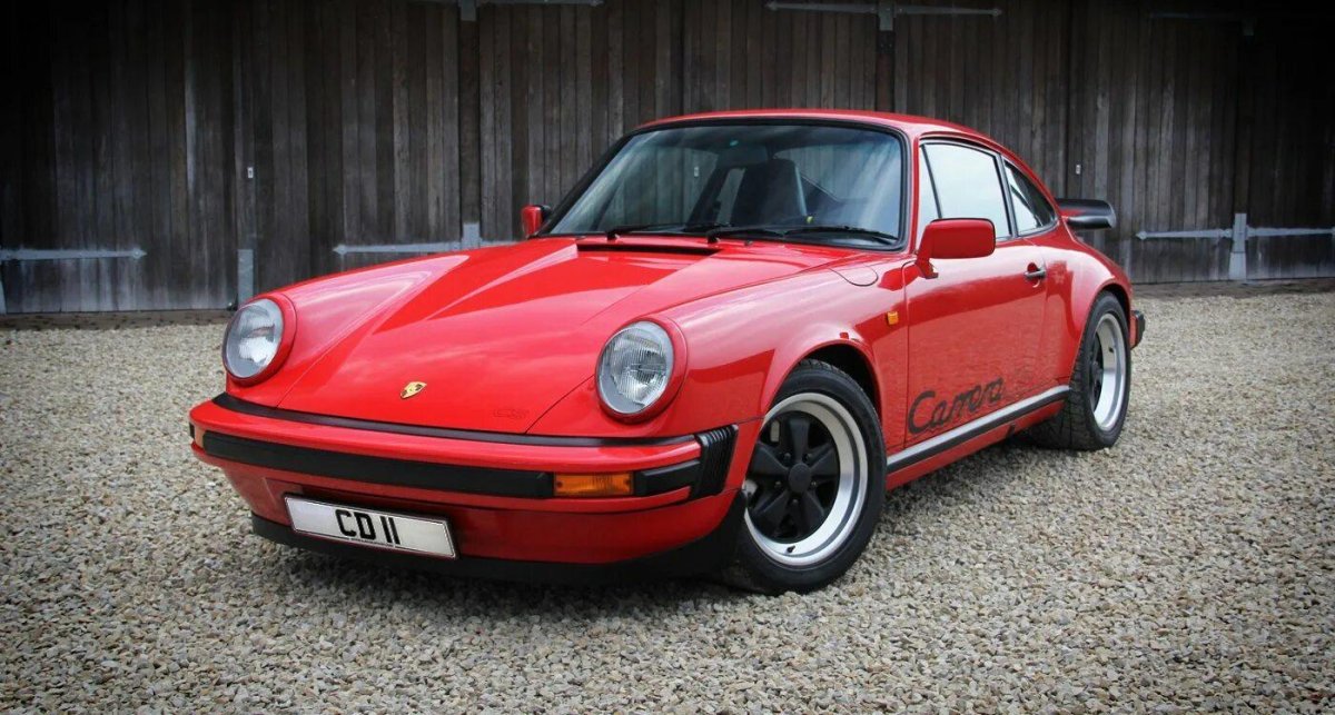 Porsche 911 Carrera 3.2