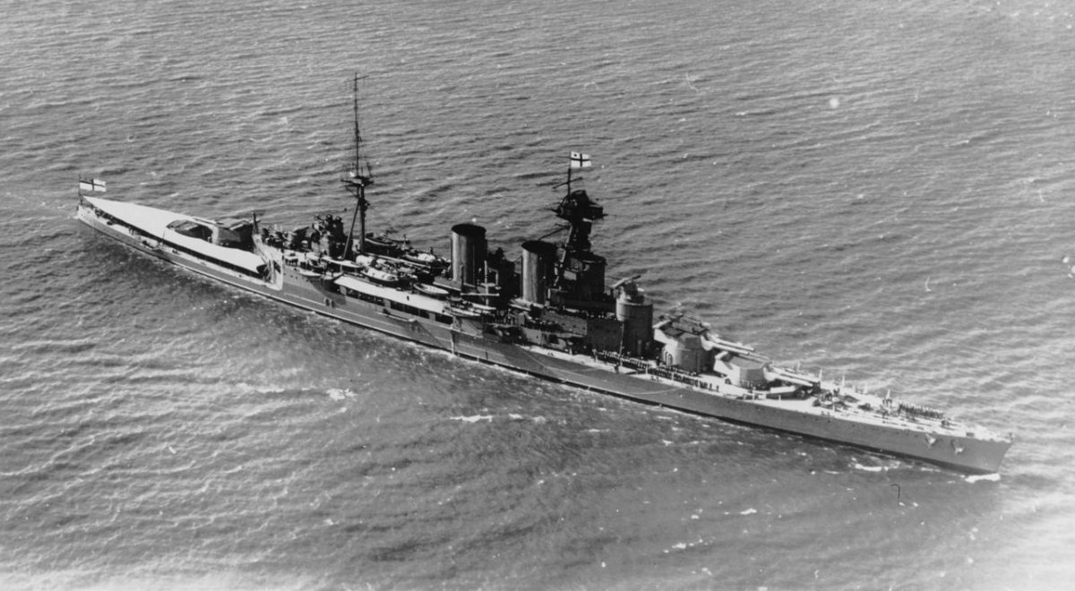 Линейный крейсер HMS Hood