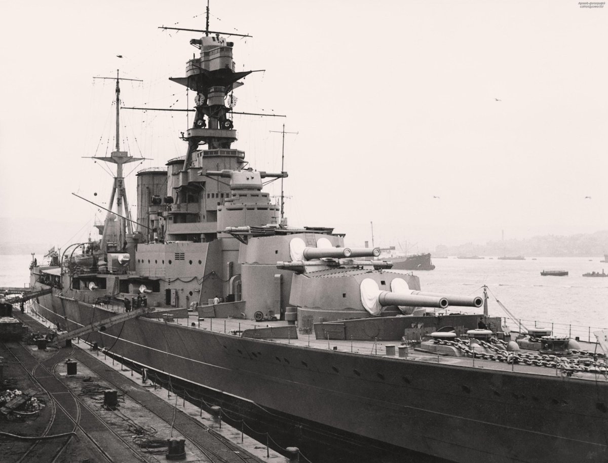 Линкор HMS Hood