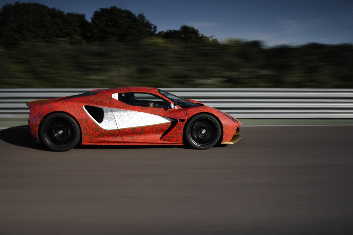 Лотус гиперкар