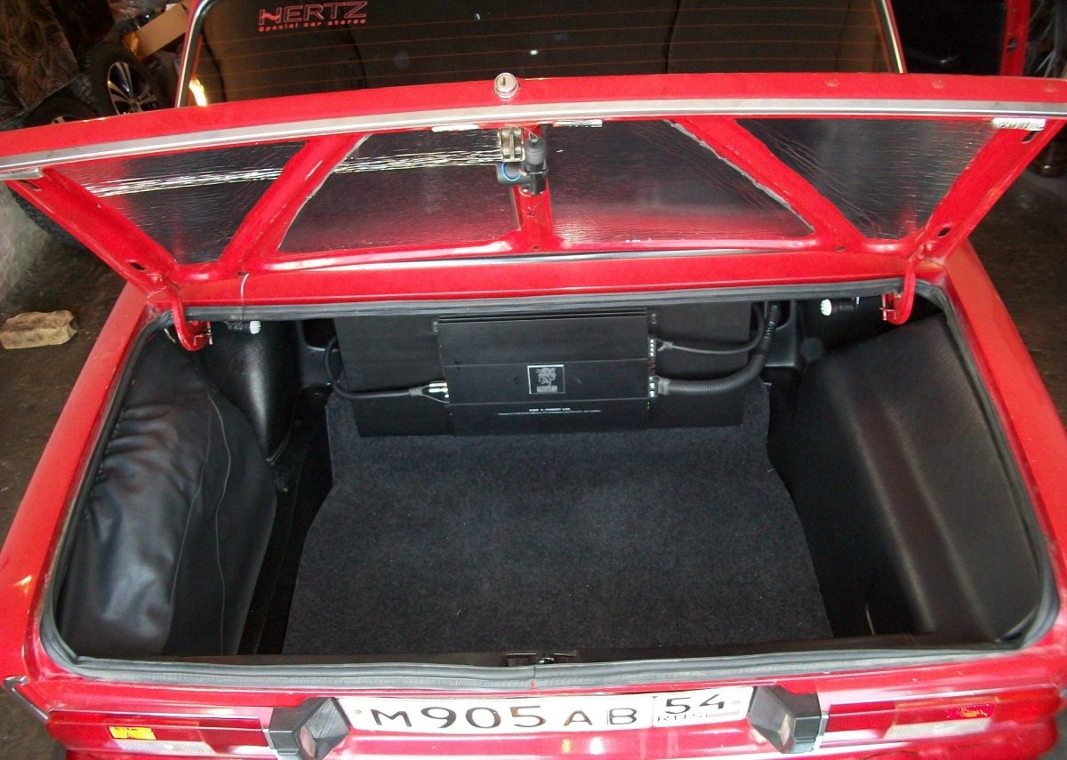 Габариты багажника ВАЗ 2106