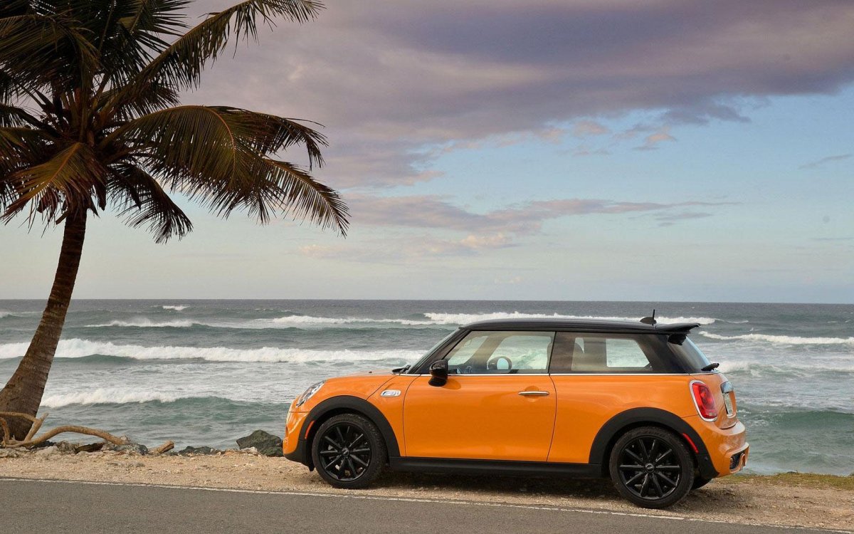 Mini Cooper лето