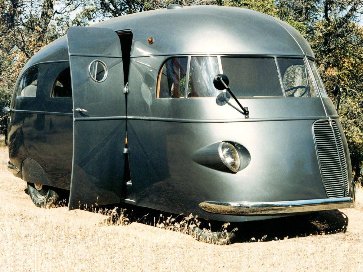 Американский кемпер Airstream