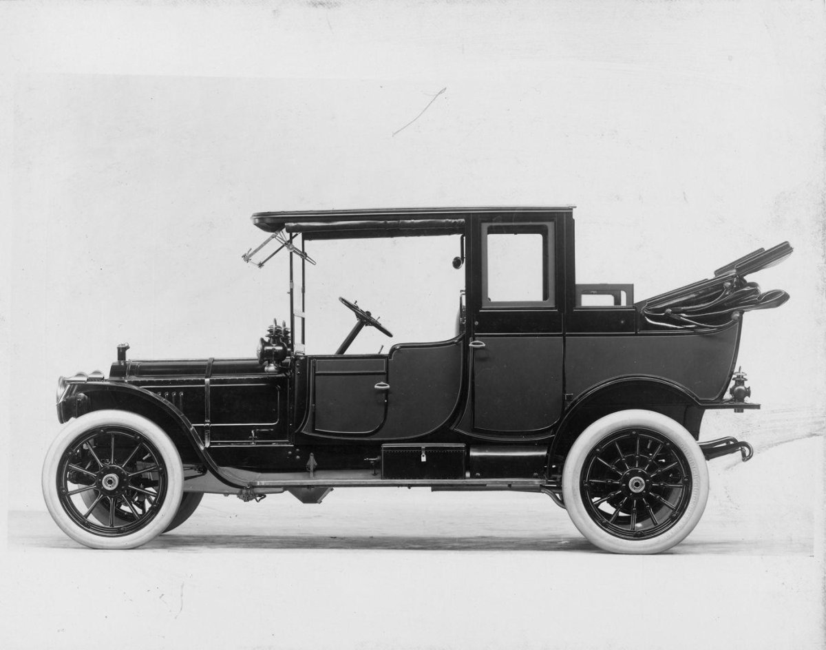 1912 Packard 6 Landaulet
