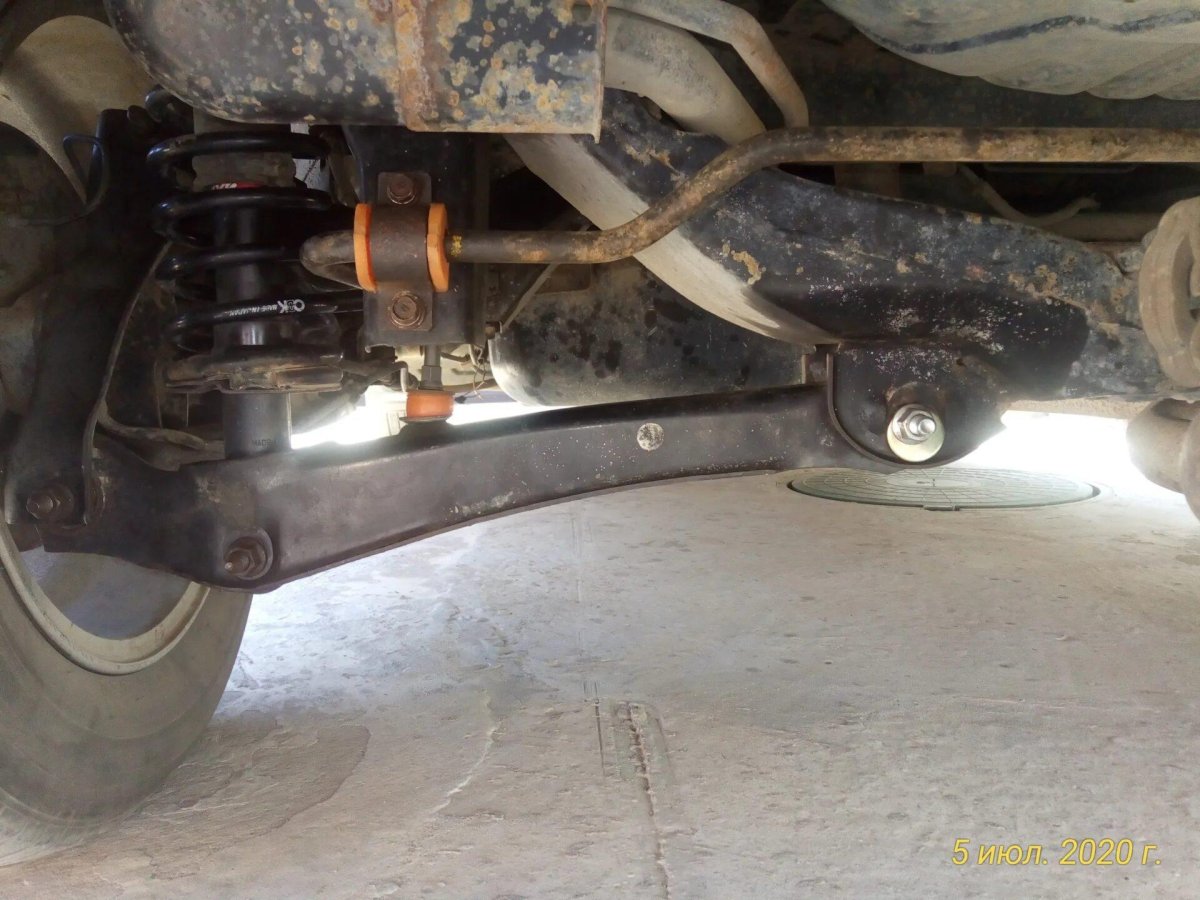 Задняя подвеска Mitsubishi Airtrek