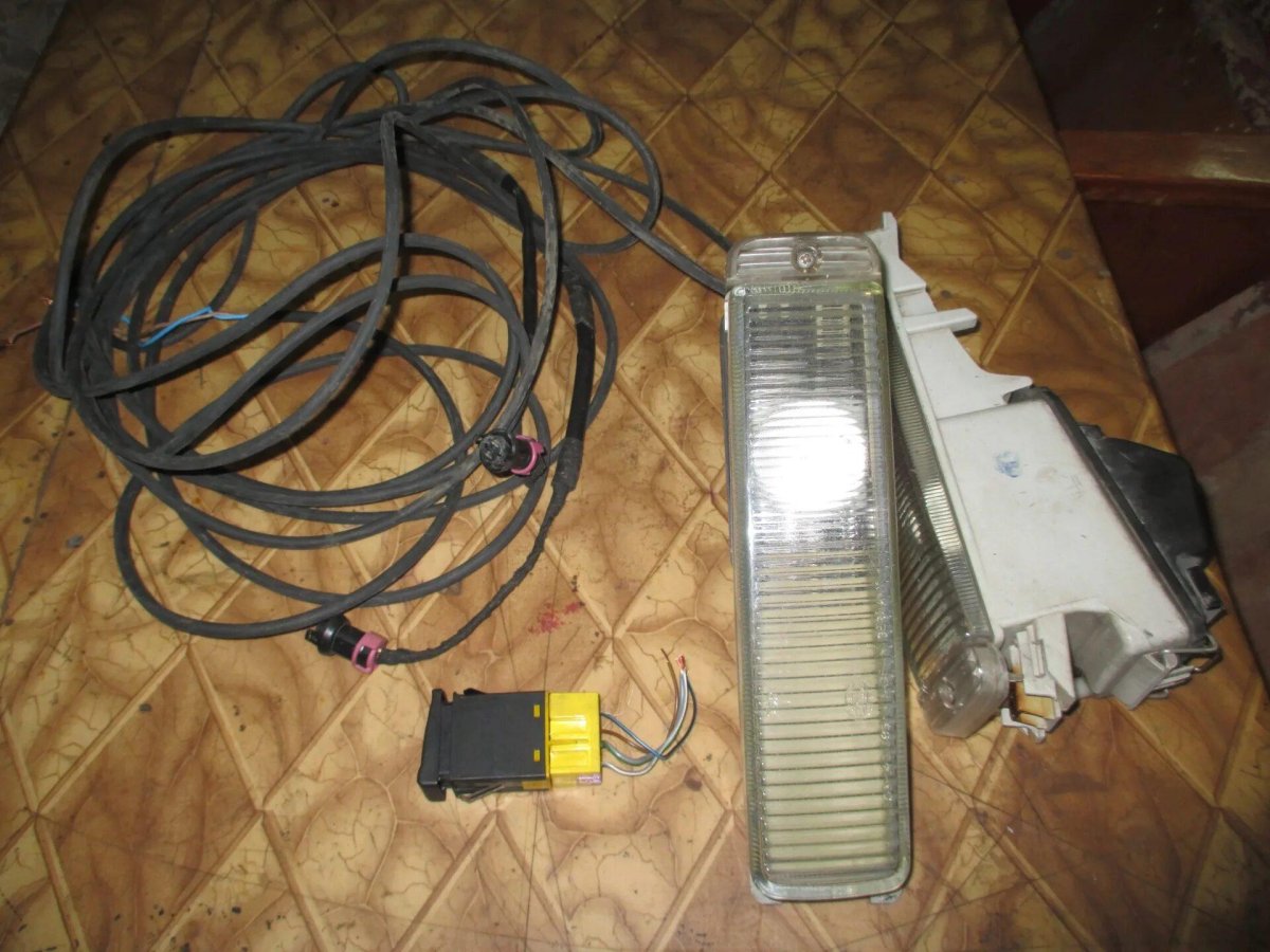 Передние ПТФ Ауди 80