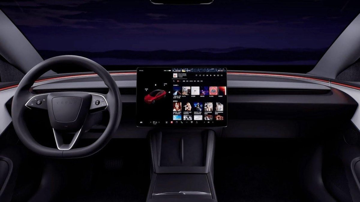 Tesla 3 2024 салон