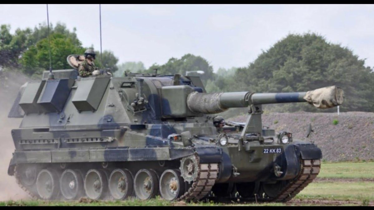 Самоходных гаубиц as90