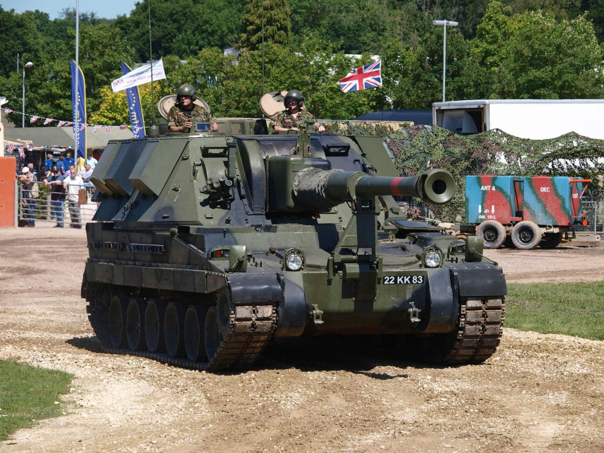 САУ АС 90 Британия