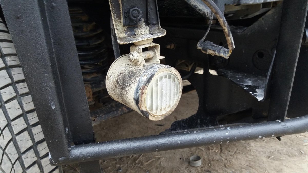 Крепление ПТФ УАЗ Патриот 2017