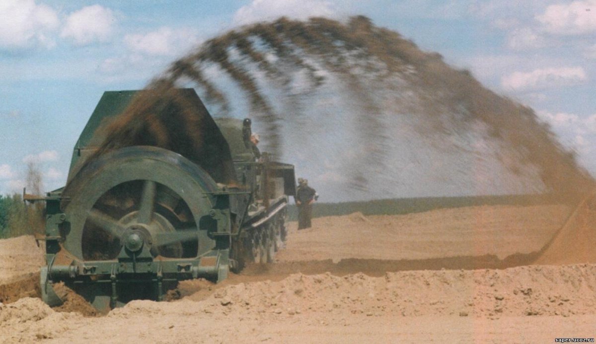 Инженерная машина МДК-3