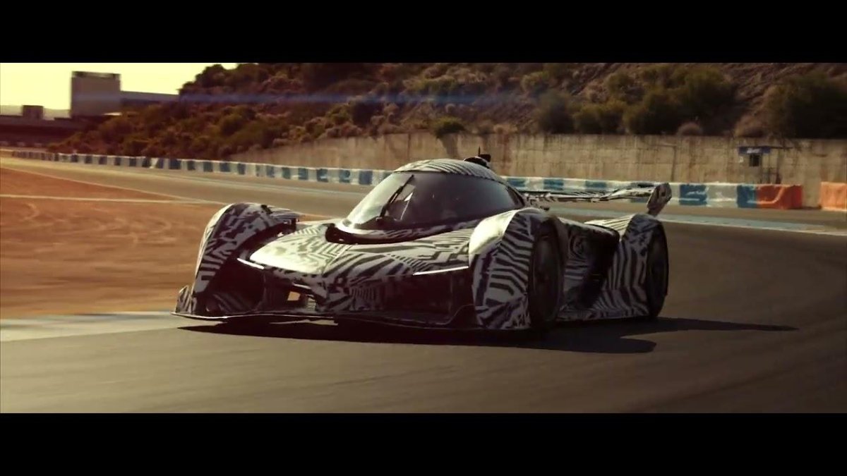 MCLAREN Solus gt 2022