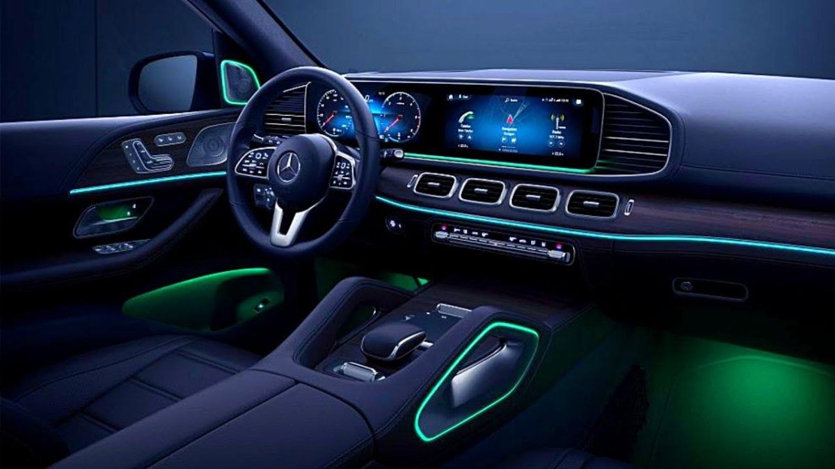 Mercedes GLS 2021 Interior