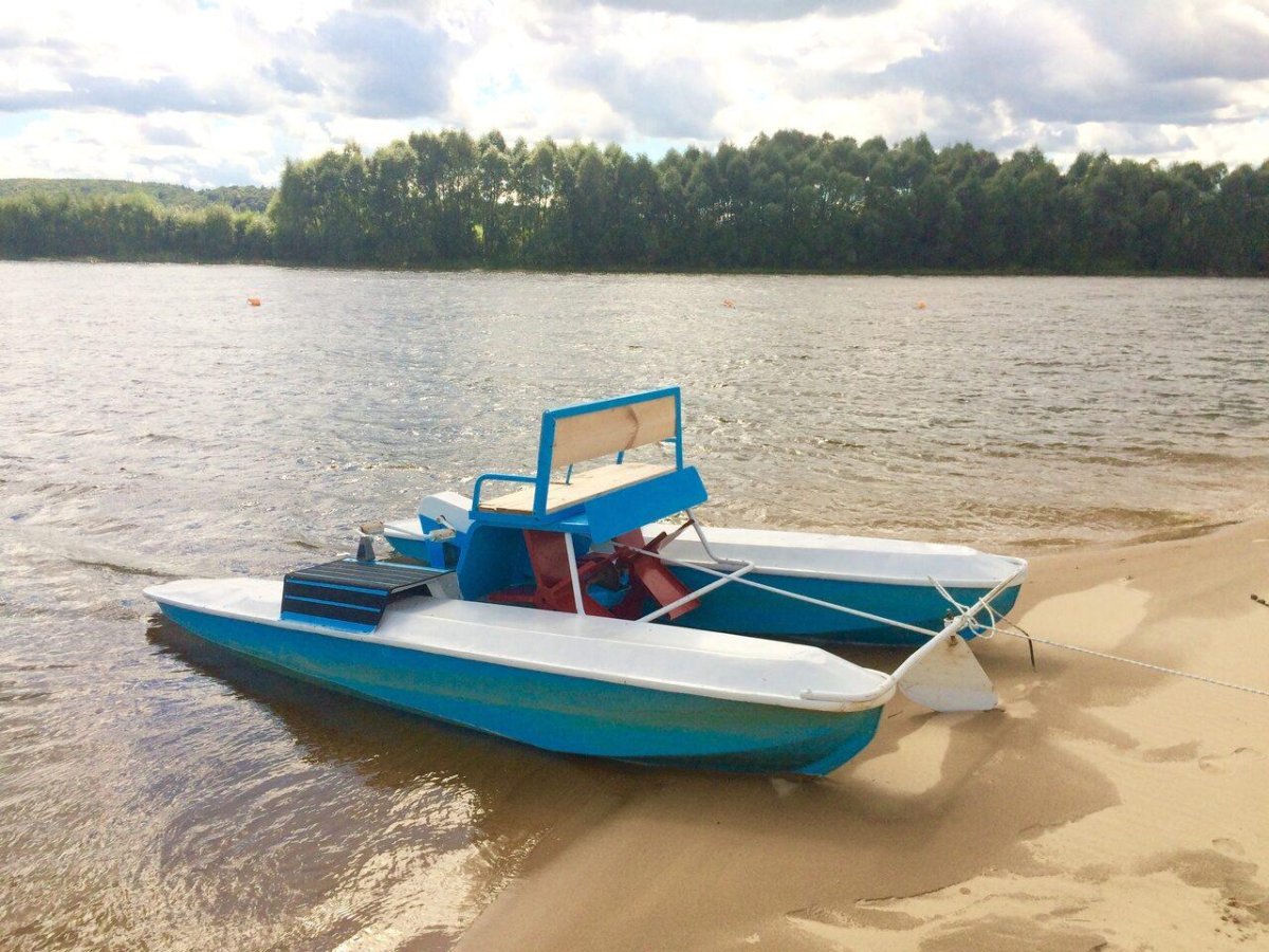 Советский катамаран янтарь