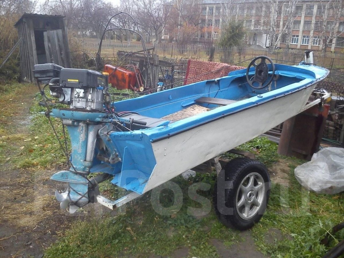 Лодка янтарь 2 мотор 9.9