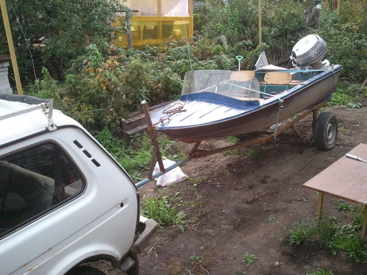 Лодка янтарь 2 мотор 9.9