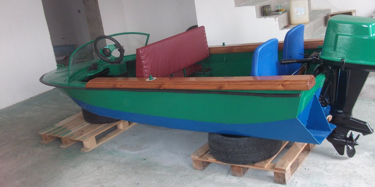 Моторная лодка янтарь 2