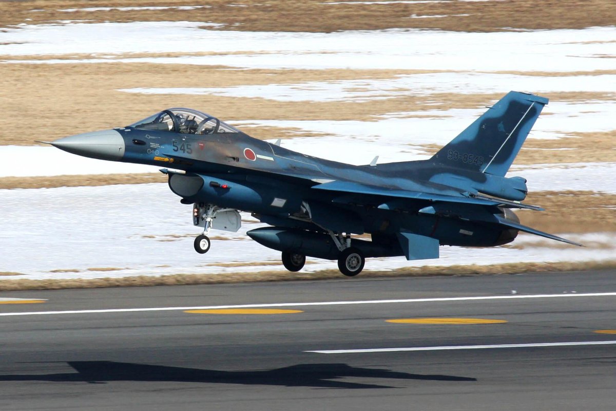 Mitsubishi f-2 ВВС Японии