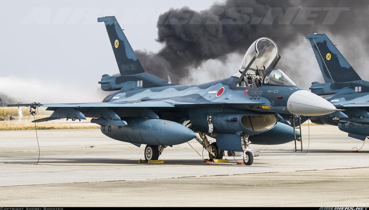 Mitsubishi f-2 ВВС Японии